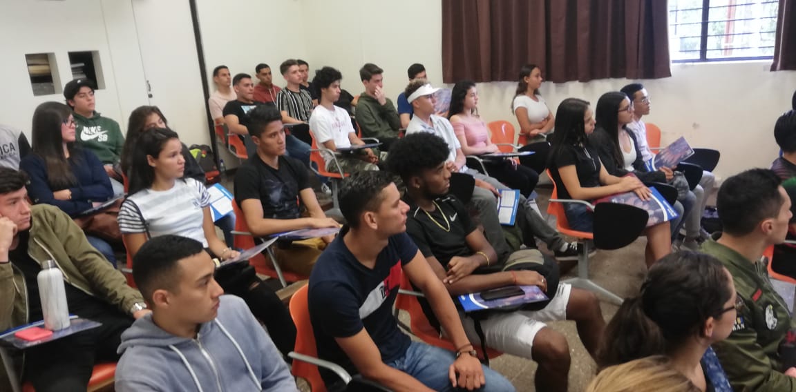 Escuela de Educación Física y Deportes recibió a la generación C0