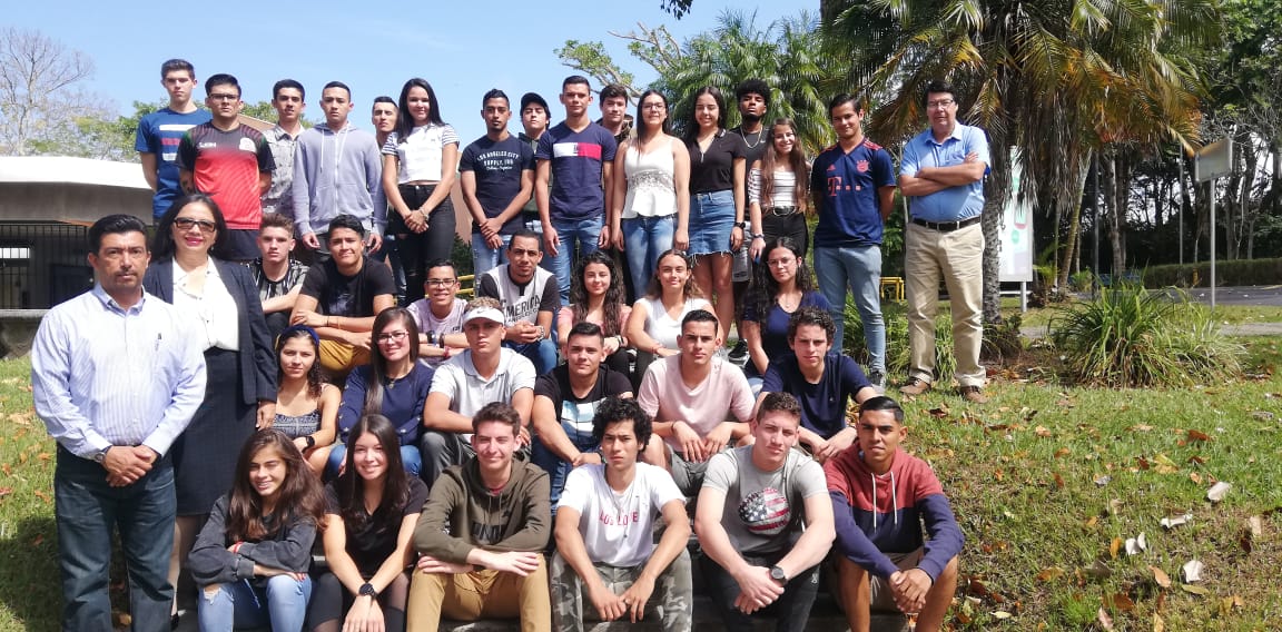 Facultad de Educación da la bienvenida a estudiantes de nuevo ingreso