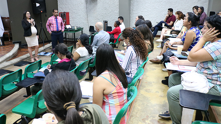 Escuela de Administración Educativa recibió a las dos nuevas generaciones de sus carreras