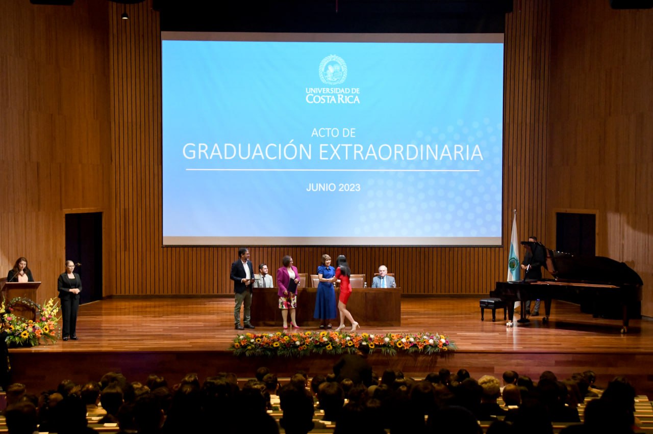 graduacion extraordinaria junio 2023-02