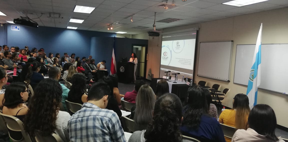 Cátedra Emma Gamboa celebra el Día del profesional en Bibliotecología con un acercamiento a su mercado laboral